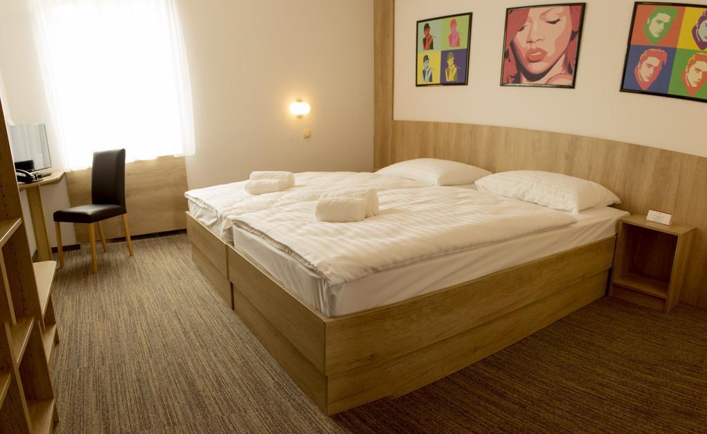 Hotel Celeia Celje Room photo